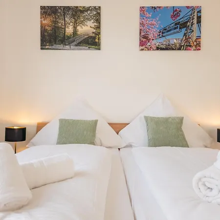 Nähe Dus, 2 Bedrooms, Parking Wuppertal