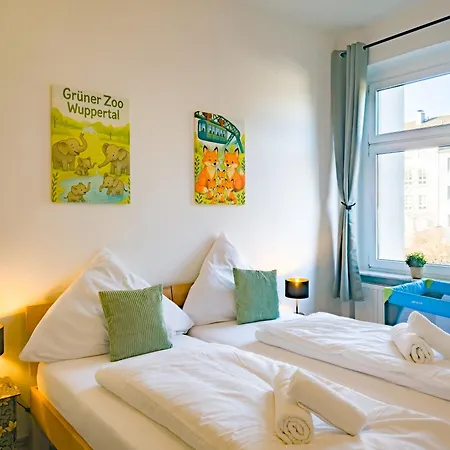 Lägenhet Nähe Dus, 2 Bedrooms, Parking Wuppertal