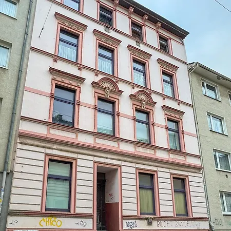 Naehe Dus, 2 Bedrooms, Parking Apartment