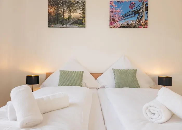 Naehe Dus, 2 Bedrooms, Parking Wuppertal