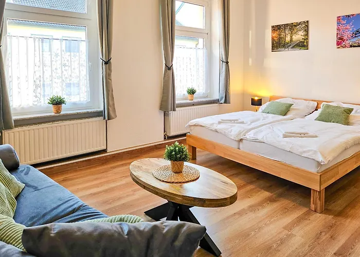 Appartement Naehe Dus, 2 Bedrooms, Parking Wuppertal