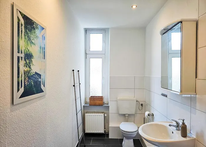 Appartement Naehe Dus, 2 Bedrooms, Parking