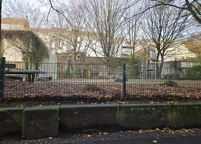 Naehe Dus, 2 Bedrooms, Parking Wuppertal